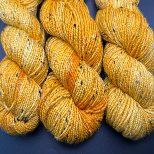 Poet Laureate on Merino Tweed DK