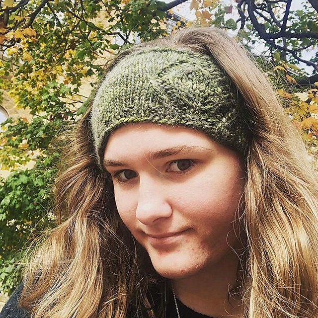 Leaf Peepers Hat and Headband Knitting Pattern